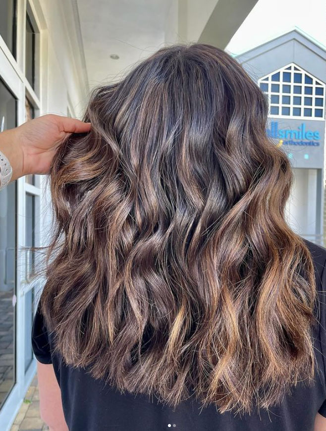Brunette dimension by Vanessa